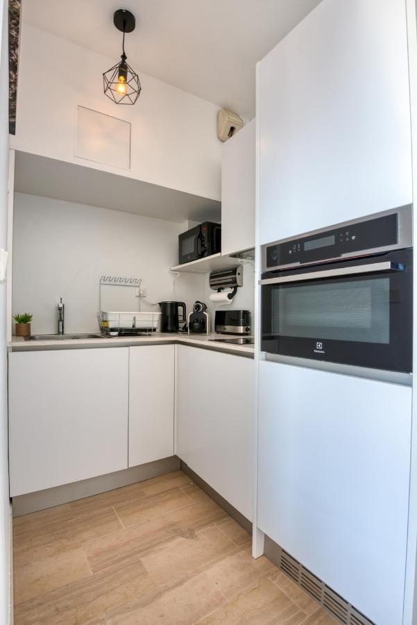 Monaco Sea View & Parking Apartment Бюсолей Екстериор снимка