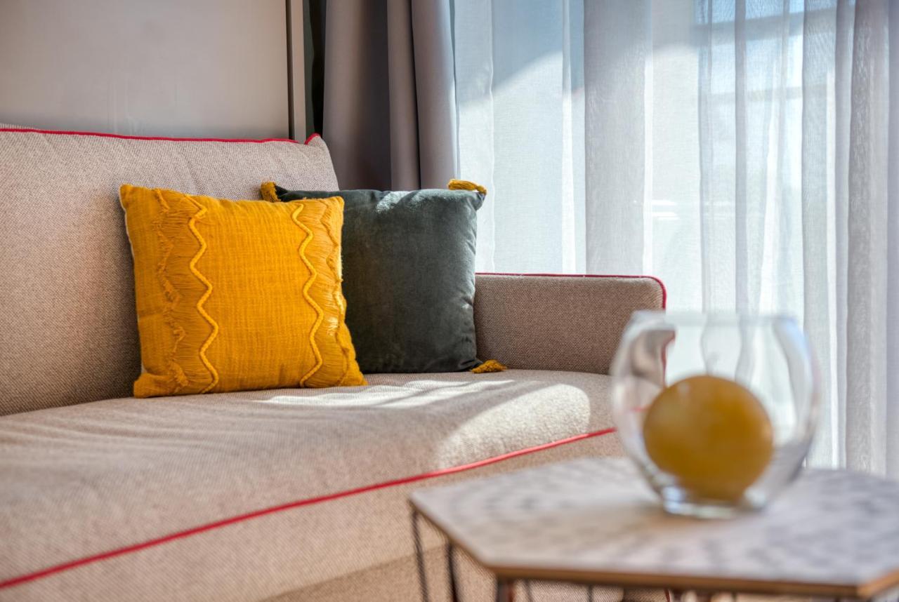 Monaco Sea View & Parking Apartment Бюсолей Екстериор снимка